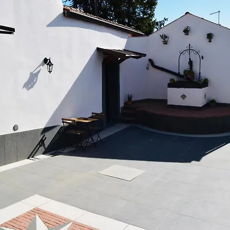 Vicolo Palau Casa de hóspedes Trecastagni